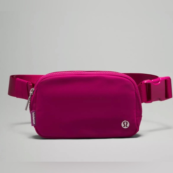 lululemon athletica Handbags - FINAL PRICE | NWT Lululemon Everywhere Belt Bag in Wild Berry
